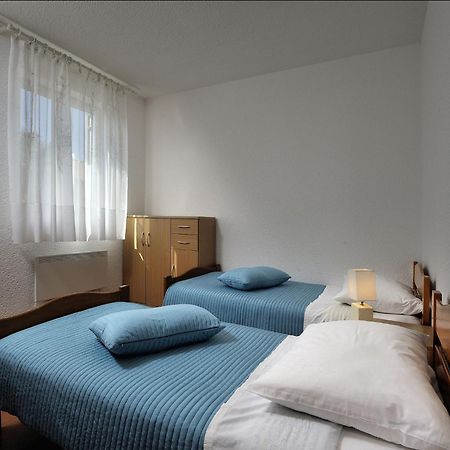 Apartment Vita ポレッチ エクステリア 写真
